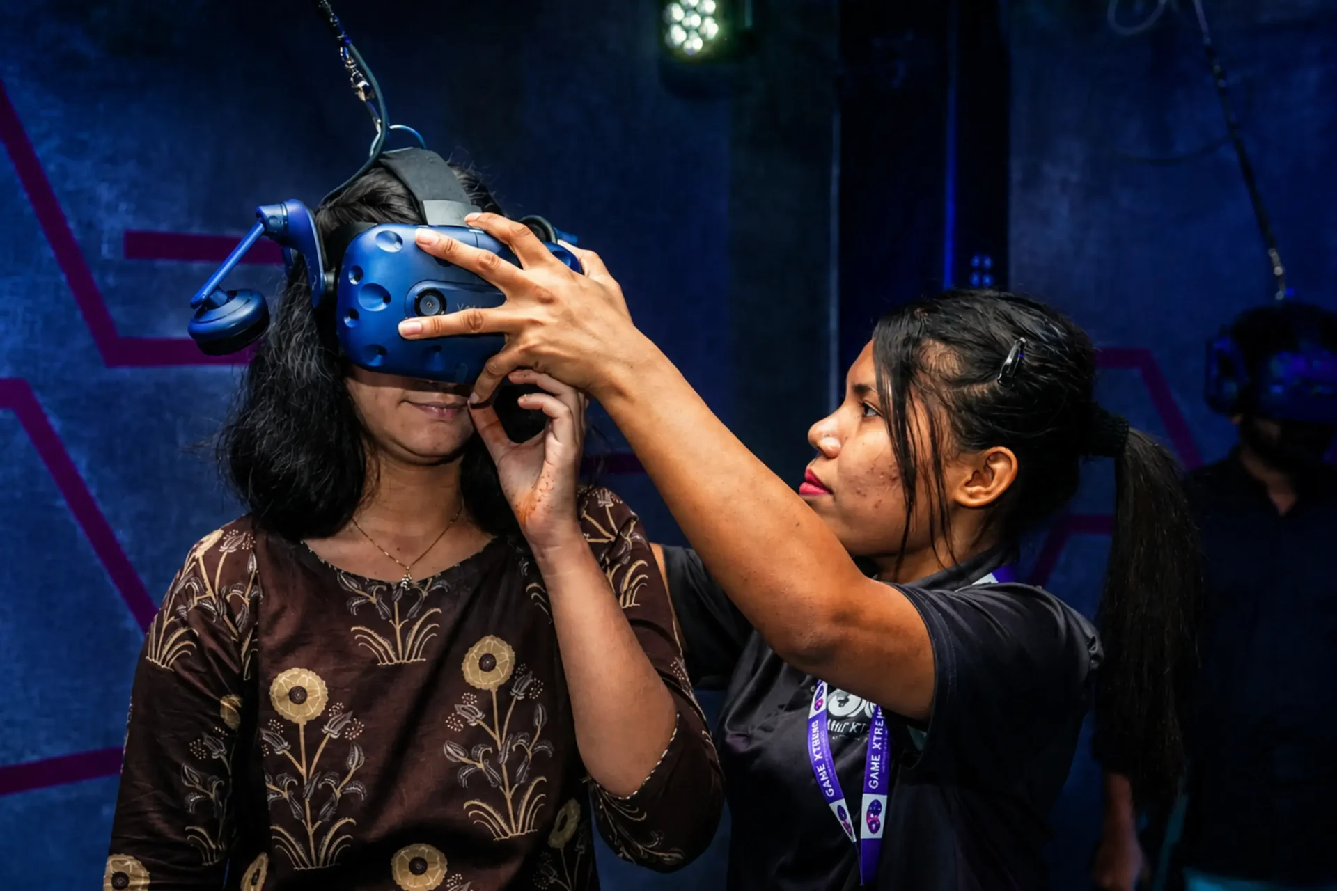 VR headset fitting at Game Xtreme Hyderabad